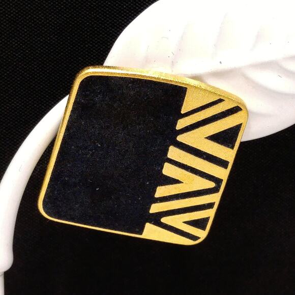 Laurel Burch "Naito" Post Earrings, Black Cloisonné, Gold Plated, 1980s Vintage - Picture 4 of 10